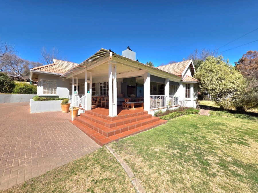 5 Bedroom Property for Sale in Clarens Free State
